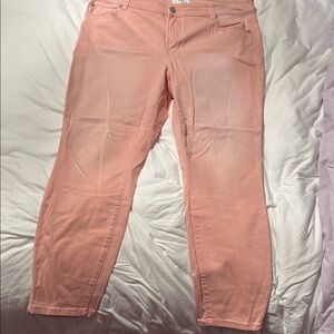 Celebrity Pink Cropped Jeans in Blush